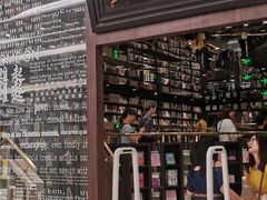 -钟书阁(群光广场店)