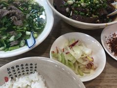 -杨三孃跷脚牛肉(美洲花园店)