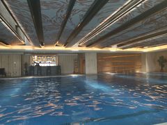 -小鲨鱼游泳培训(会展中心店)