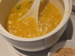 -阿瓦山寨·湘菜现炒·剁椒鱼头王(咸阳总店)