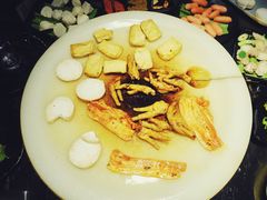 石板烤肉-冰冰龙虾·江湖菜·花园江景餐厅
