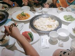 -小鱼小牛·鱼牛干锅·脆鱼火锅(世欧广场店)