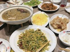 -六泰居·尔滨地标·东北菜(泰山路店)