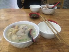 -雷祖芳老妈蹄花店