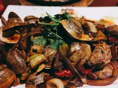 辣炒花甲-三个大叔烤羊肉串·炭炉砂锅菜(西三旗店)