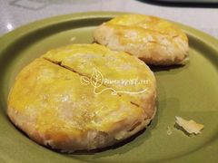 鲜花饼-半山腰·云南菜(侨福芳草地店)
