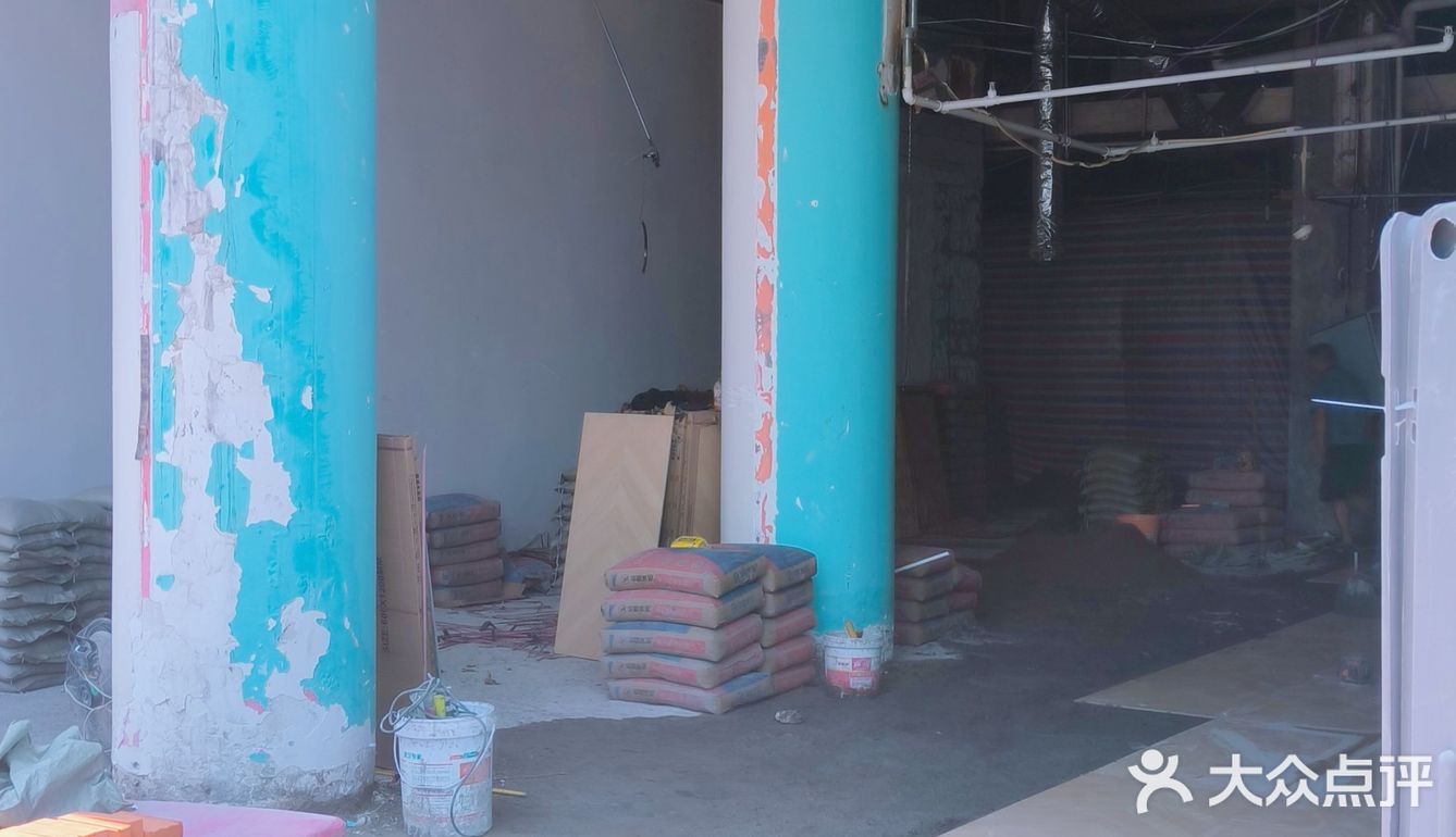 罗莎又撤店了??