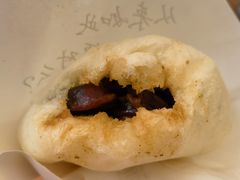 酒酿馒头夹特色腊肠-孝店王酒酿馒头(安昌1店)