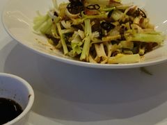 -品悦酒店(三林古镇店)