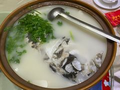 秀水鱼头皇-千岛湖鱼味馆(十字街总店)