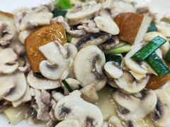 -芦茨金富饭庄·25年老字号·专做稻草鸡