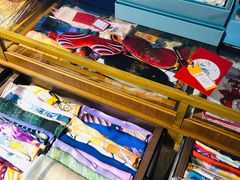 -万事利丝绸(杭州大厦店)