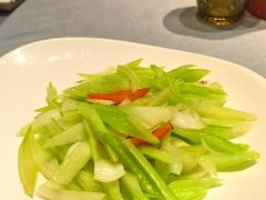-吴越荣记苏州菜·松鼠桂鱼 100% 活鱼现做(月光码头店)