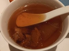 雪梨炖老鸭汤-三利音·玖弄小鲜(浦东嘉里城店)