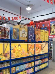 -逝水玩具折扣店