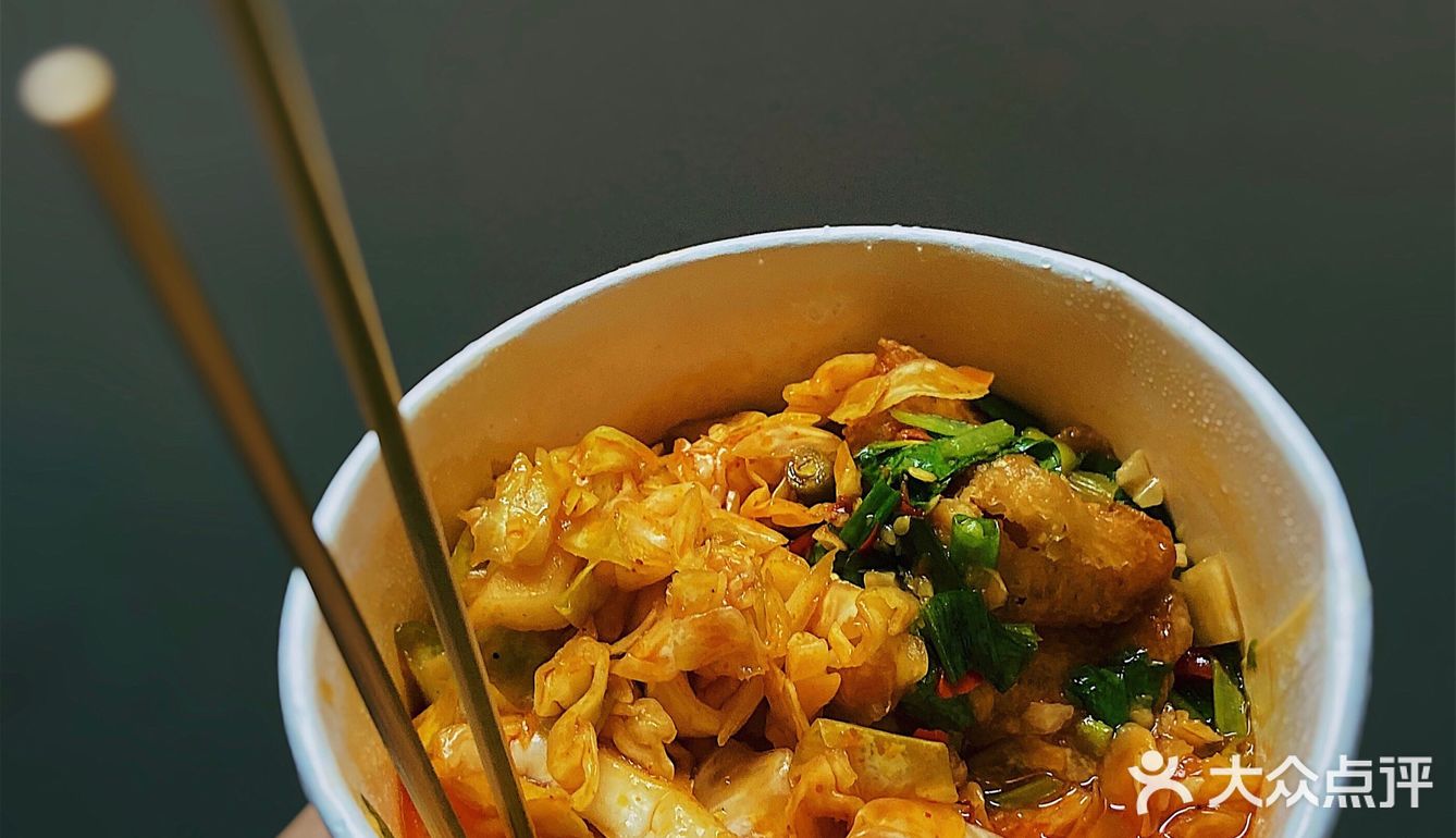 泡菜豆腐｜银丰路当红小吃
