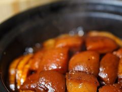 红酒坛子肉-胡桃里音乐酒馆(东区店)