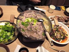 -川堂风·跷脚牛肉·乐山爆炒(宝山日月光店)