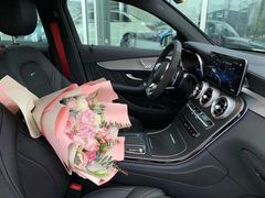 -上海星瀚奔驰4S店(红柳路店)