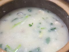-辉记潮汕海鲜砂锅粥(市桥店)