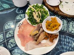 -桥香园云南过桥米线(金马碧鸡店)