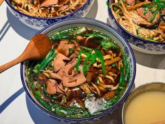 -镇南锅盖面馆(解放路店)