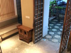 -蜜桃餐厅·伴山(湖滨商业街店)