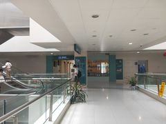 -上海长海医院-地下停车场