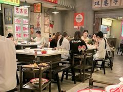 -红九格老火锅(三峡广场店)