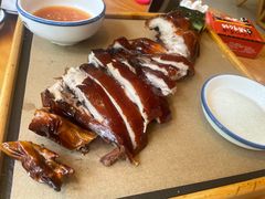 -小白的·非遗东方烤乳猪·海南菜连锁餐厅(椰梦长廊外贸路店)