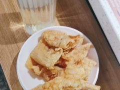 -三人行骨头王火锅(长寿店)