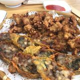 位置在三里屯soho3号商场3楼，周日中午12:30