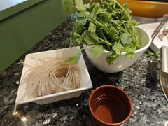 -一席地·本地鸡窝·杭帮鸡火锅(萧山银隆百货店)