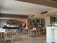 -西安大雁塔科技大学地铁站亚朵酒店