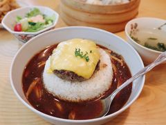 芝士牛肉汉堡咖喱饭-红小满休闲餐厅(十全街店)