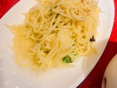 凉拌香辣土豆丝-宏状元现熬粥·京味菜(望京店)
