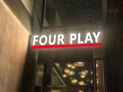 -FOUR PLAY BAR