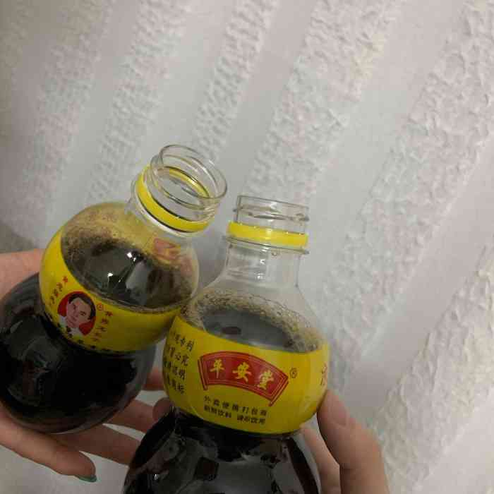 黄志强凉茶(珠光路店)-"西丽花半里楼下的黄志强凉茶店,就在十字路.