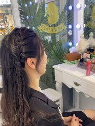 -朵颜化妆造型工作室(陆家嘴店)