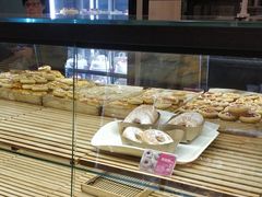 面包甜点陈列柜-味多美(民星路店)