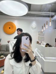 -DO A HAIRSTYLE