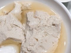 -土砂锅生态山庄·非遗砂锅雅鱼