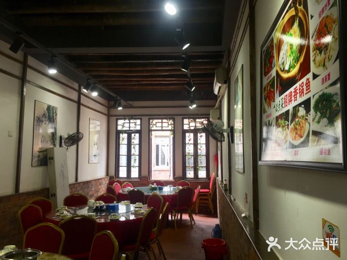 鹭港渔家海鲜大排档大堂图片