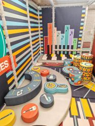 -奈尔宝家庭中心·亲子餐厅(北京东坝万达店)