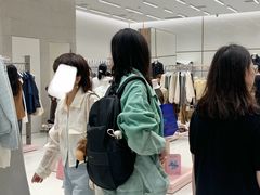 -万达广场(南昌红谷滩店)