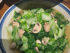 口蘑油渣小白菜-破三川·新川菜(静安大融城店)