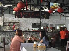 -Lanterns Vietnamese Restaurant