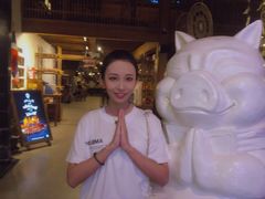 -Naughty Nuri’s Phuket