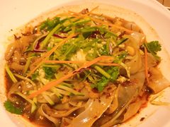 -巴扎美食·新疆菜·西域歌舞表演餐厅(新疆大厦店)