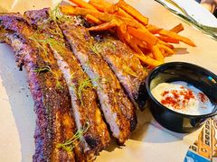 -LESCEDARS Brasserie Bistro香柏树